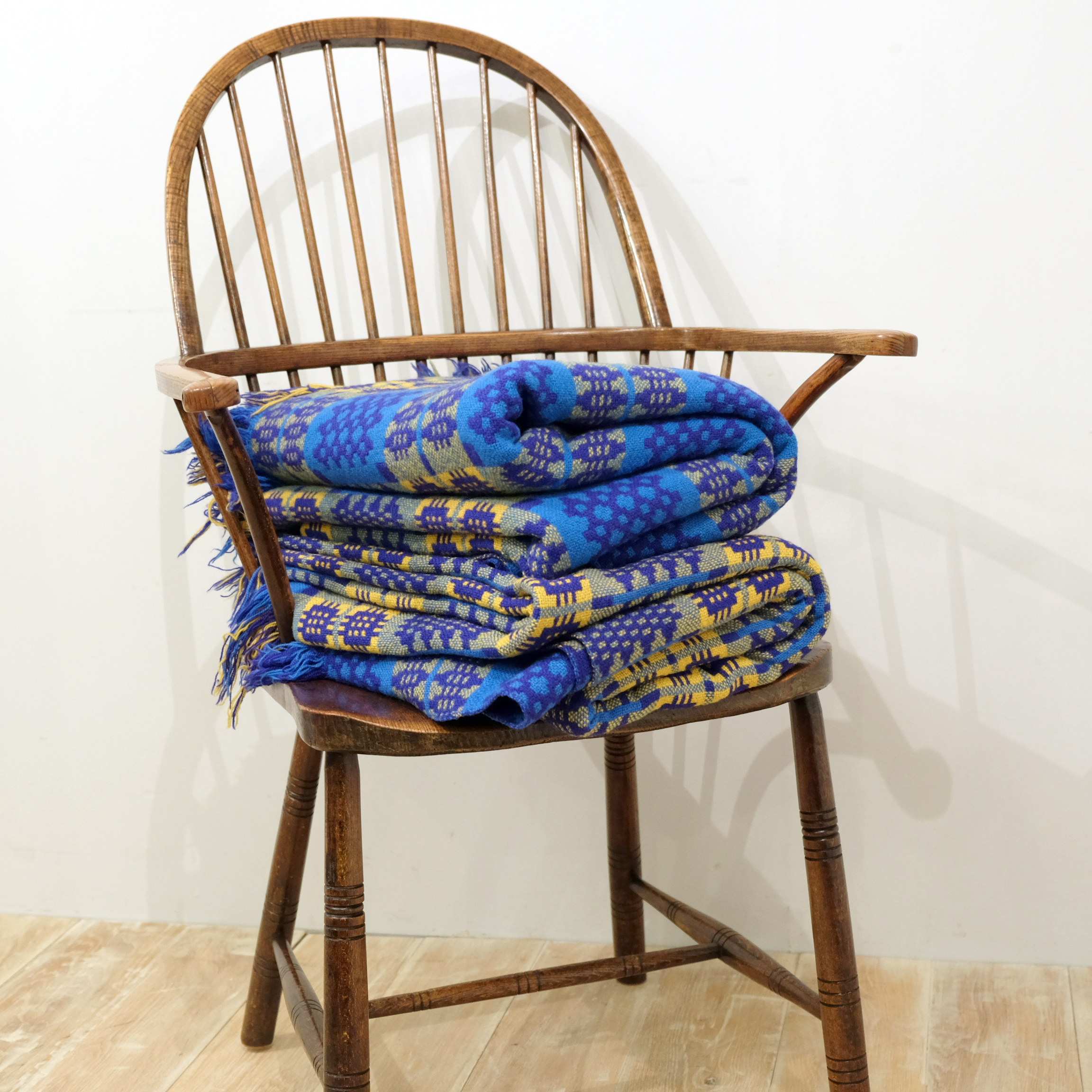 Win a traditionally woven vintage Welsh blanket from Cunningham White’s Antiques