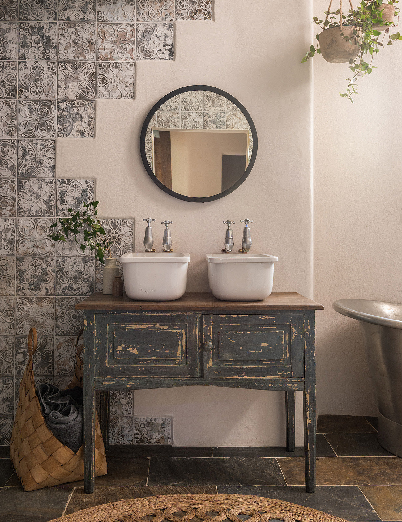 Turn an old into a vanity unit Reclaim Magazine