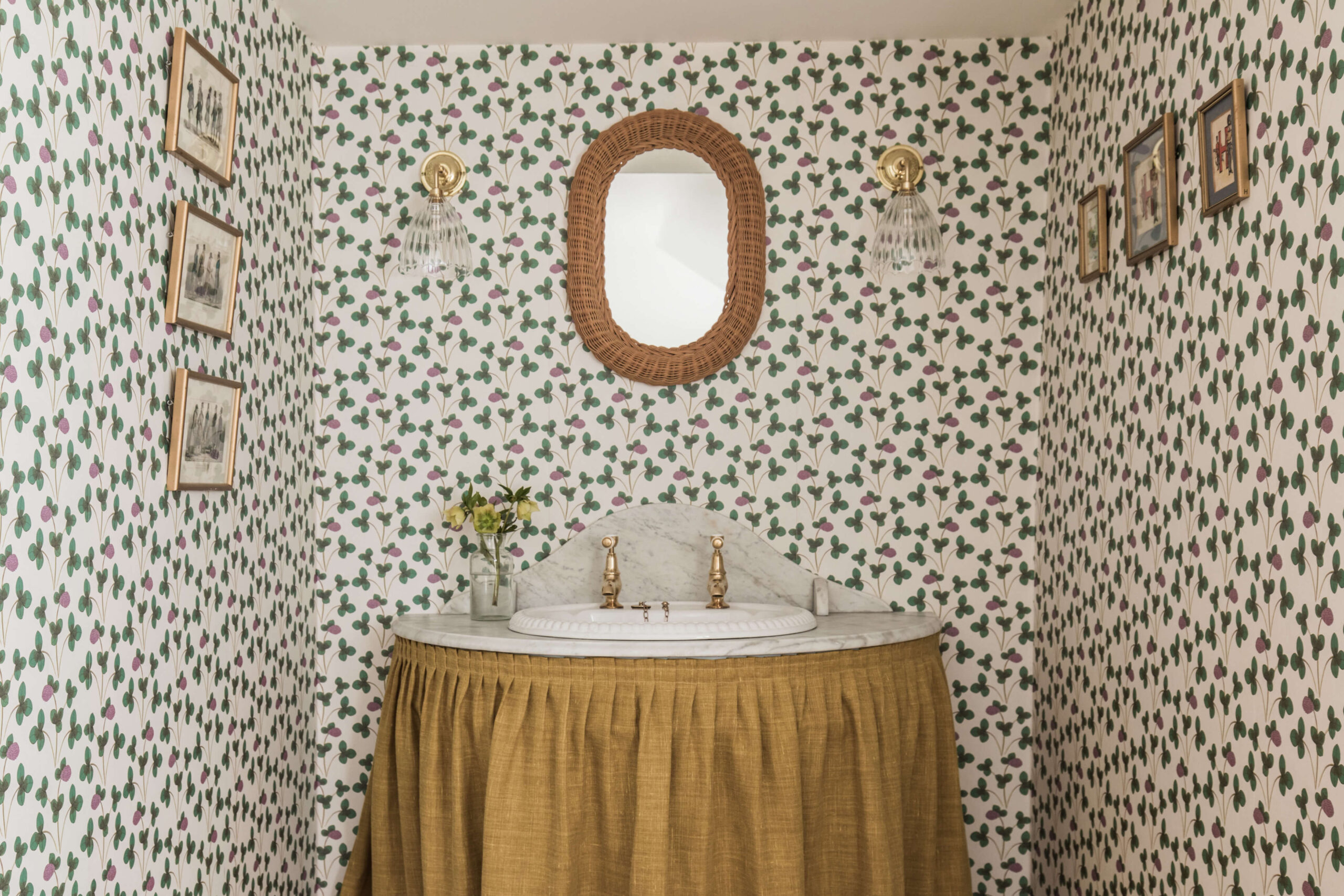 Pretty cloakroom interior at Glebe House © Glebe House