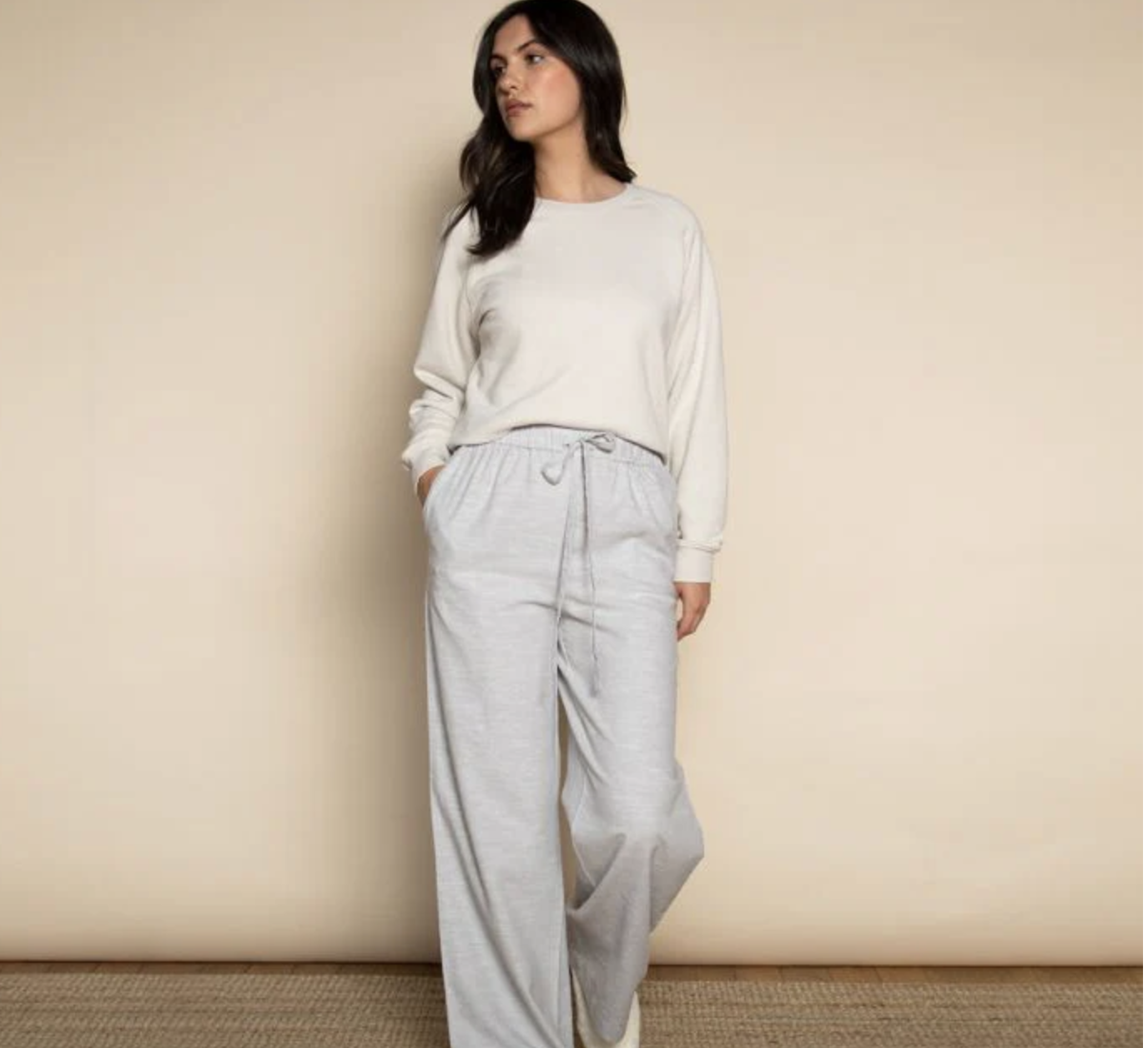Year-round organic sweatshirt